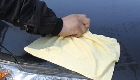 汽車(chē)玻璃上的殘留雙面膠怎么去除